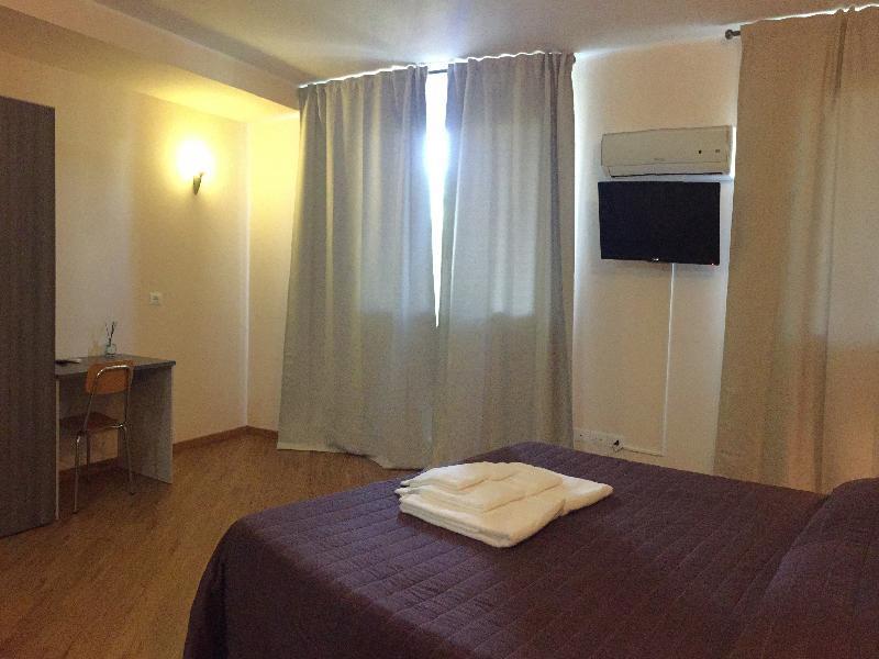 Al Borgo Aparthotel Sarzana Exterior foto