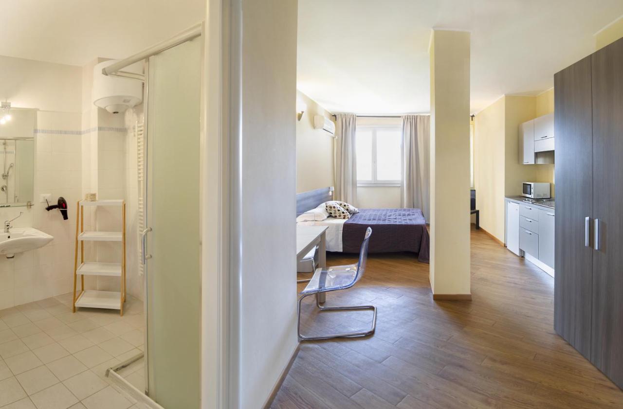 Al Borgo Aparthotel Sarzana Exterior foto