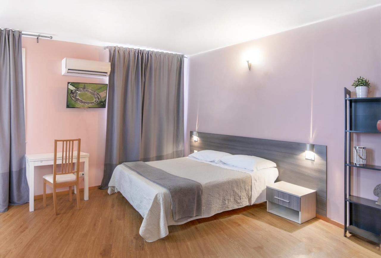 Al Borgo Aparthotel Sarzana Exterior foto